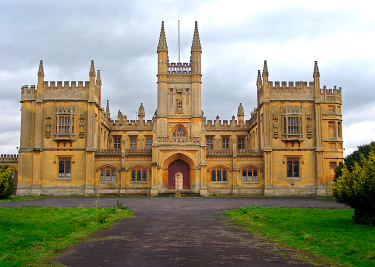 Toddington Manor